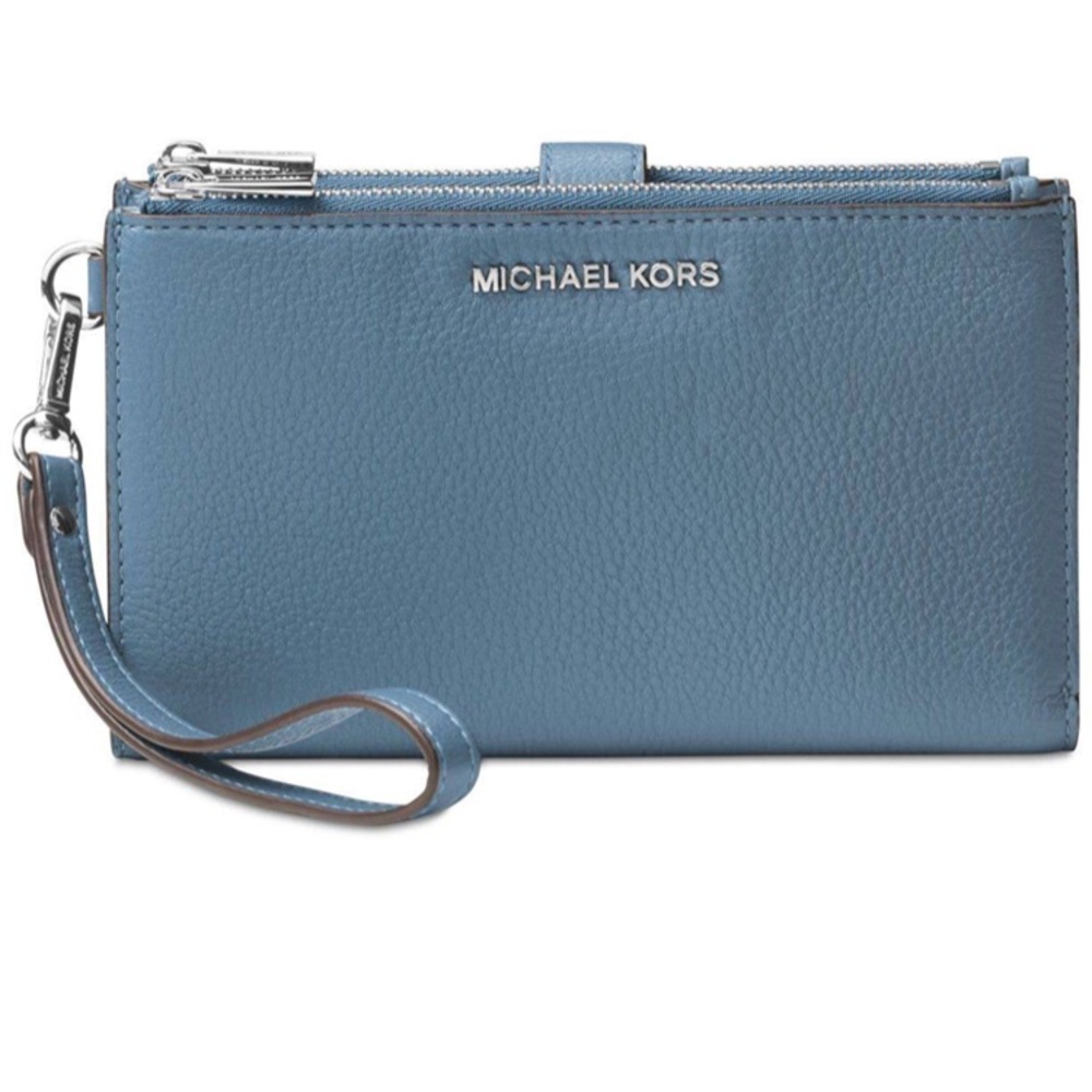Michael Kors Blue Leather Smartphone Wristlet